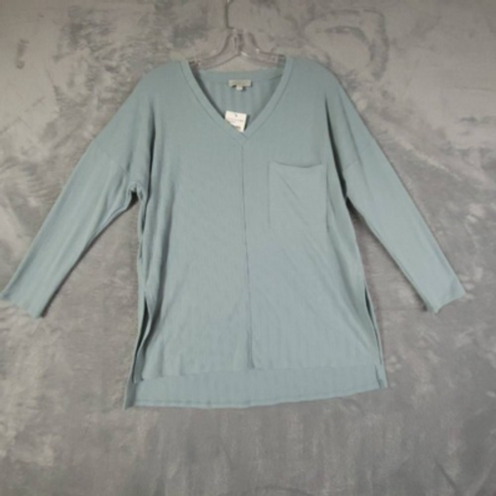 Status By Chenault Shirt Womens Hi Lo Top Green V Neck Split Hem XS New
